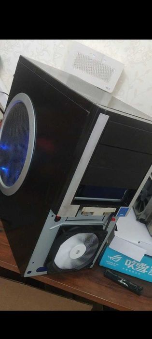 Bul baxaga ten'i joq kompyuter