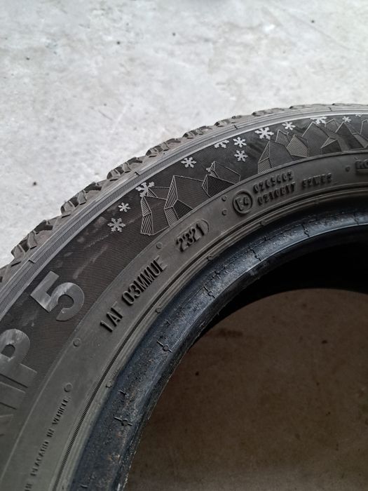 2 anvelope iarnă 185 60 r15 Semperit