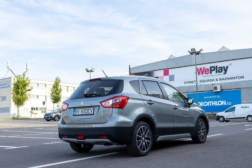 Suzuki SX4 1.6 118 CP Automată 4x4 – Trapa, Navigație, CarPlay