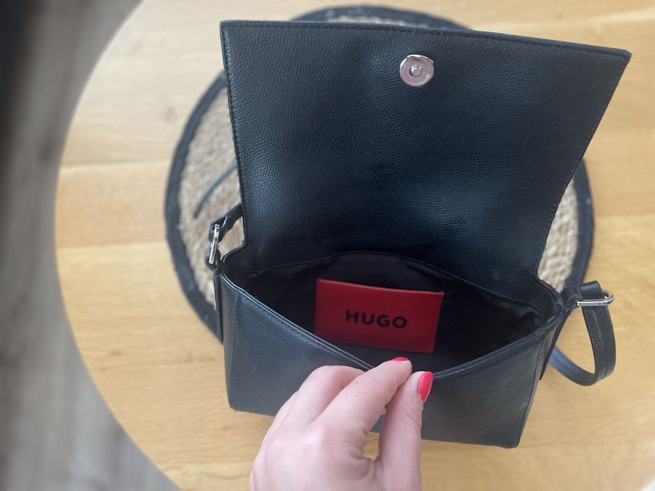 Чанти Hugo, Paul’s Boutique London