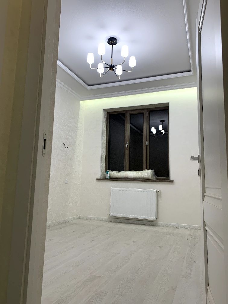 Uy ozimki narhin kelshmz Dom sotiladi 75kv chilonzor 8 kv da dakumentl