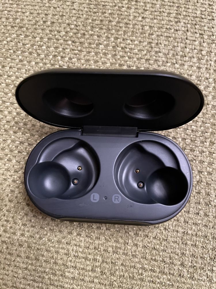 Samsung Galaxy Buds R170