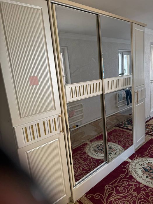 Mebel shkaf sotiladi