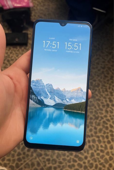 продаю телефон Redmi