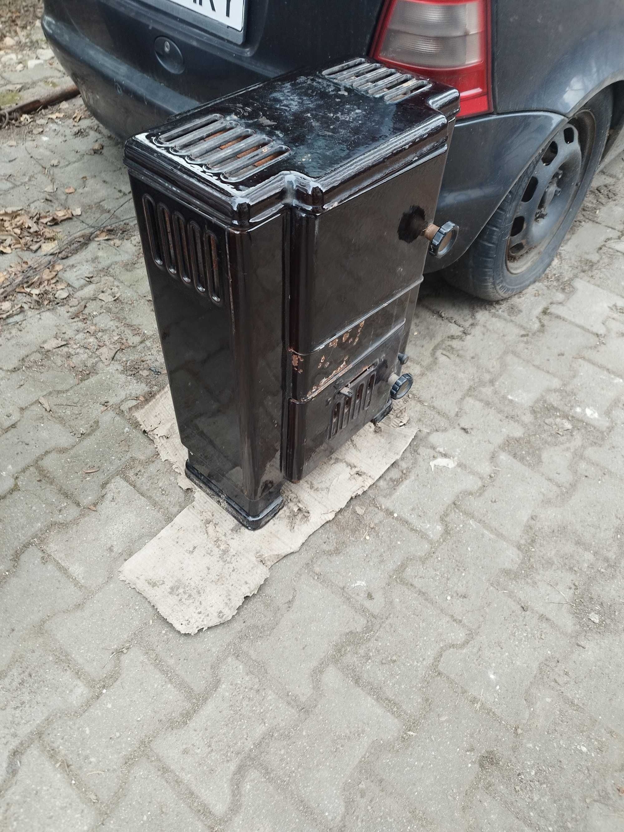 Godin de fonta original soba originală