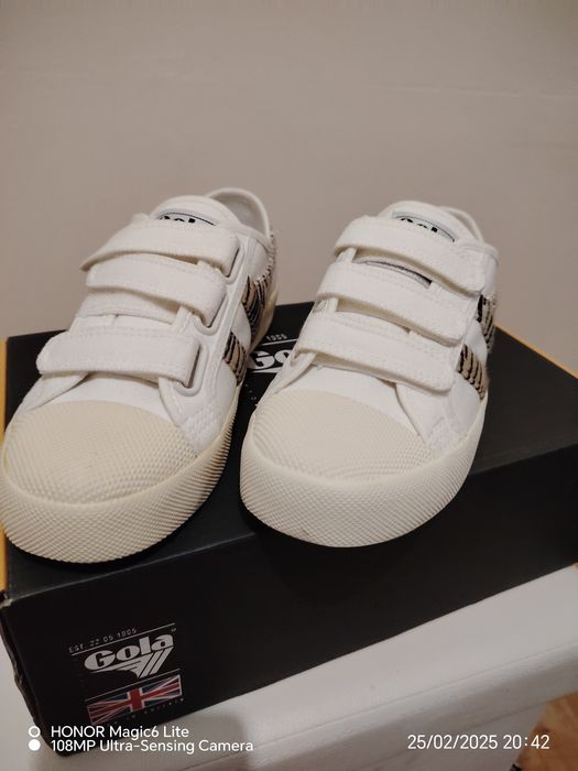 Дамски кецове Gola Coaster в платно с принт на зебра Safari