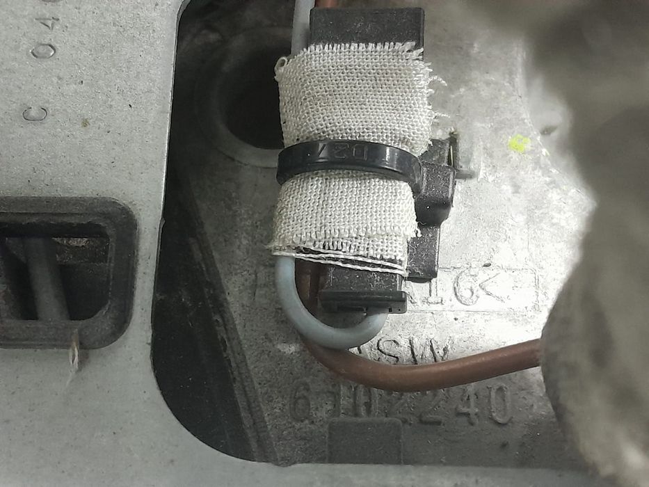 Volan cu comenzi 6102240 BMW Seria 7 F01/F02 [2008 - 2012]
