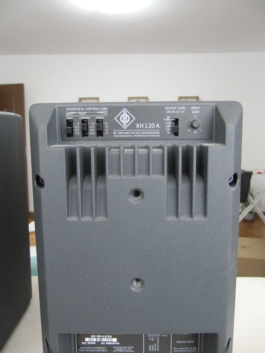 Monitoare Neumann KH 120 A