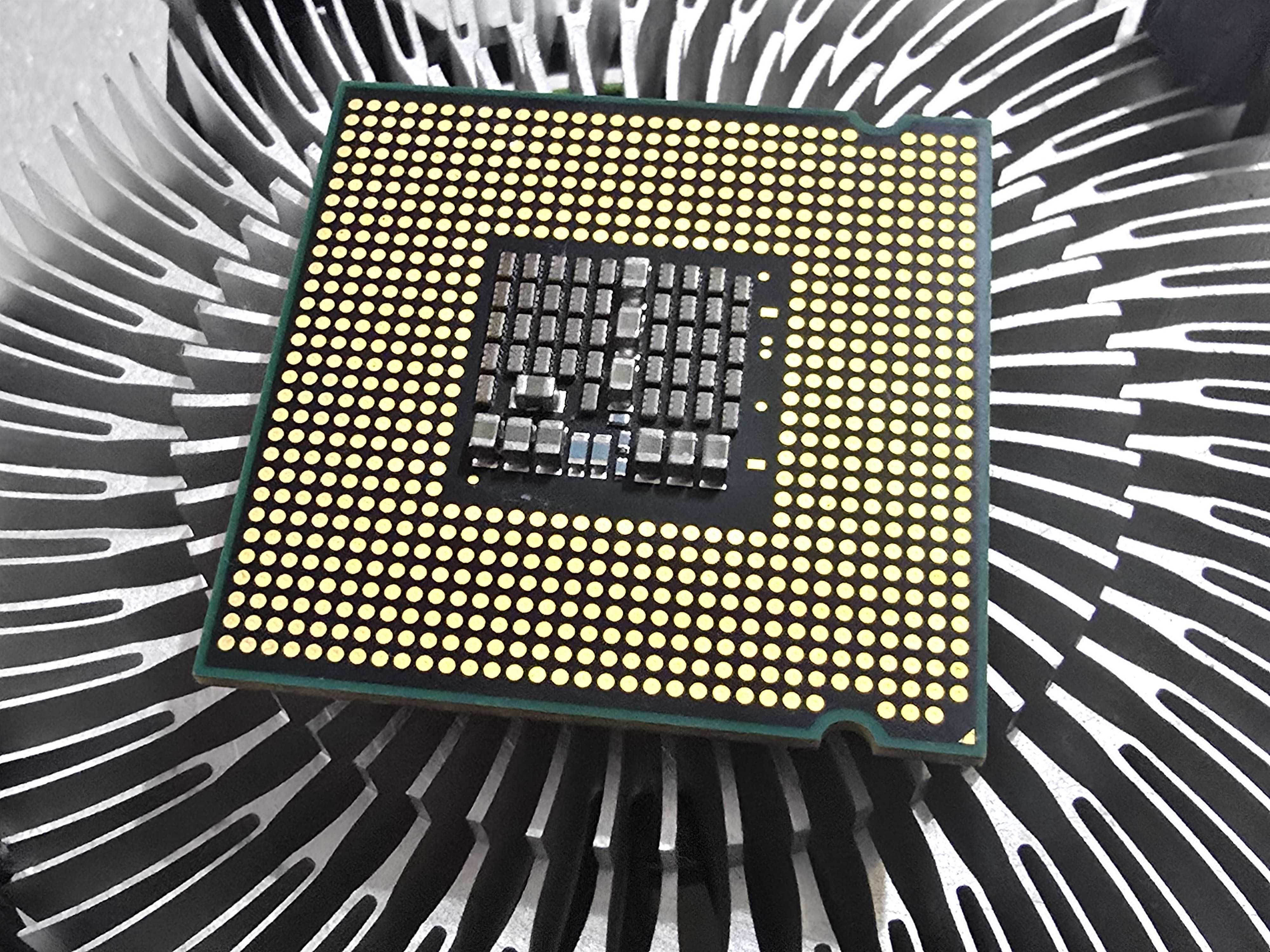 Procesor Intel Core 2 Quad Q6600  2.4Ghz  8Mb  1066Mhz LGA775, box