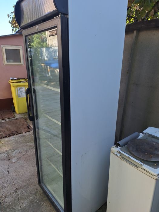 Vitrina frigorifica verticala