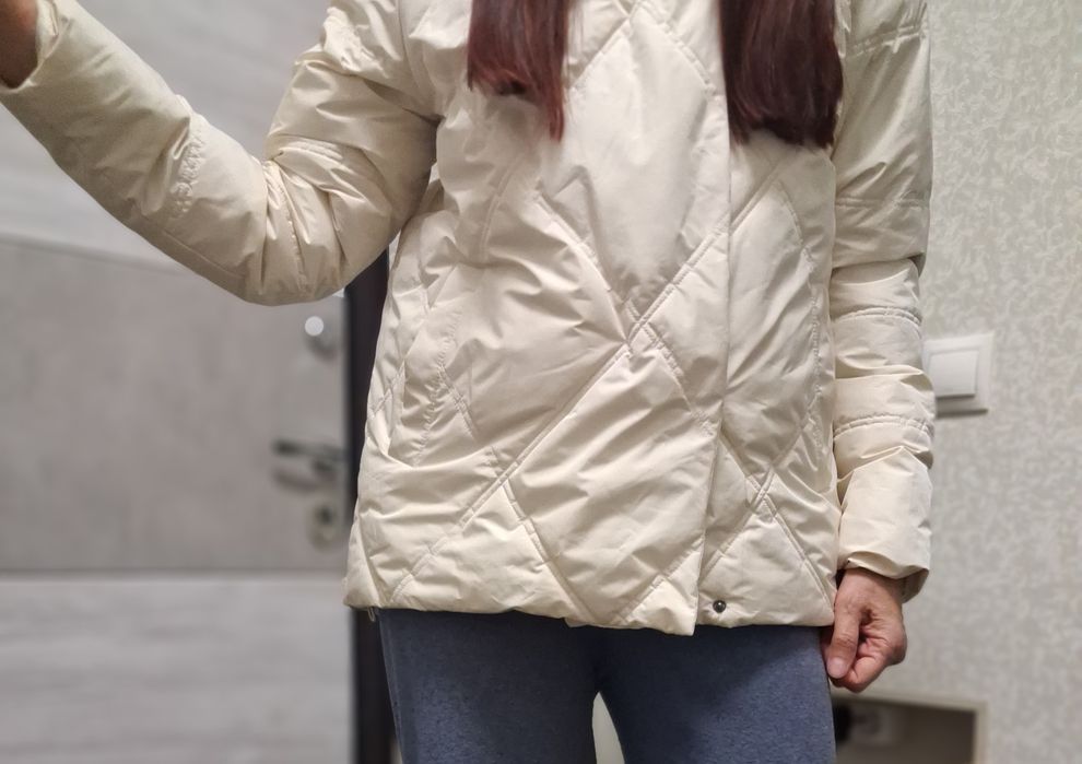 Продам куртку осень-зима размер 46-48,б/у