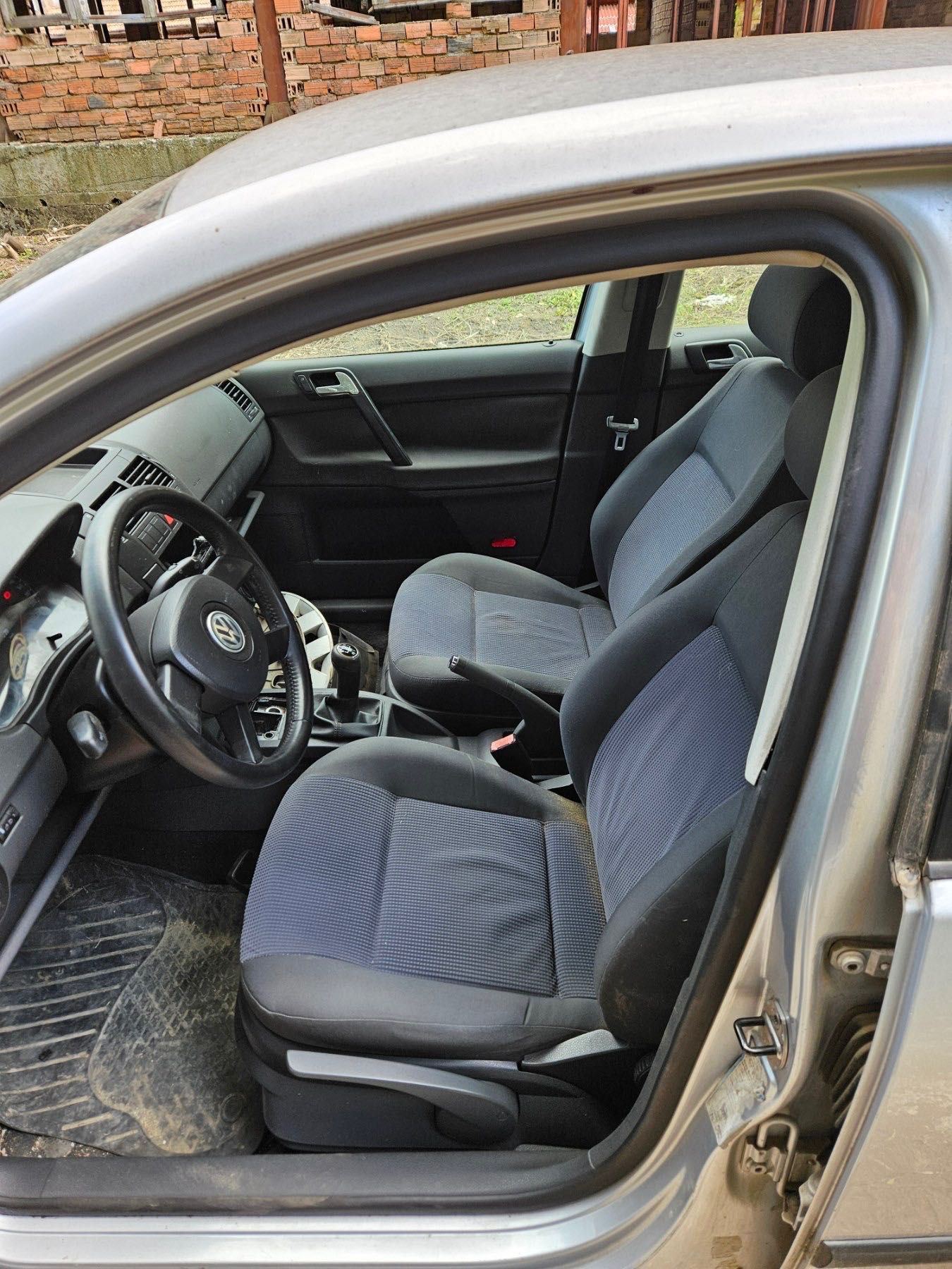 На части VW Polo Поло  IV 9N 1.2 2002 година Перфектно