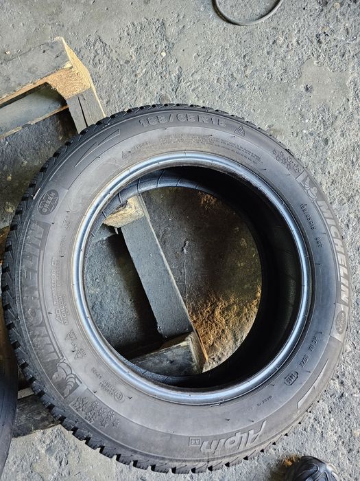 4 anvelope iarna 185 65 15 Michelin 6mm