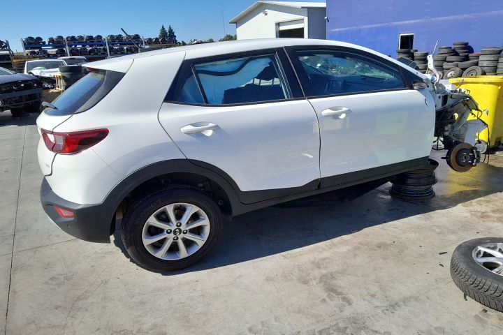 Dezmembrez Kia Stonic 1 [2017 - 2020] Crossover 1.4 MT (99 hp) G4LC