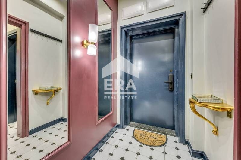 Продава се Двустаен апартамент в София, Център - 55 кв.м за 5091 €/кв.м - Снимка #9