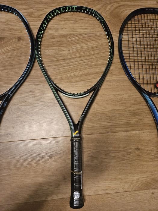 Rachete tenis Snauawert noi !!