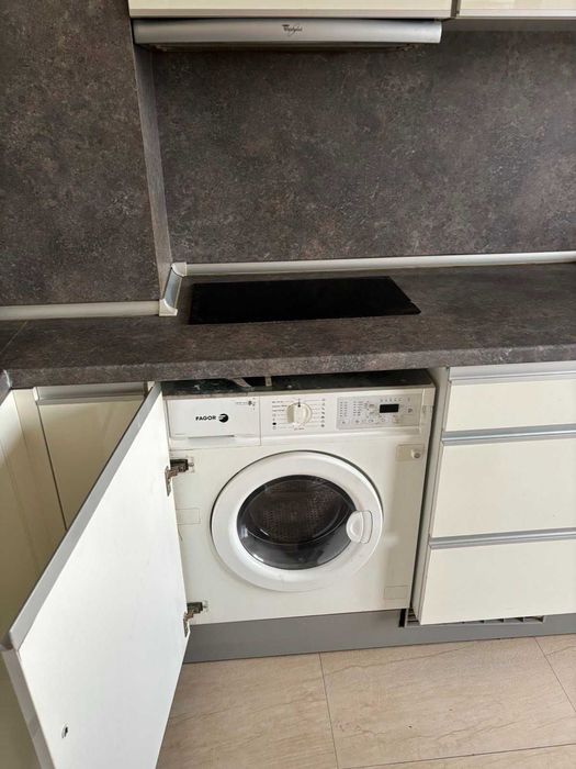 Продава се Двустаен апартамент в Казанлък - 66 кв.м за 8 €/кв.м - Снимка #5