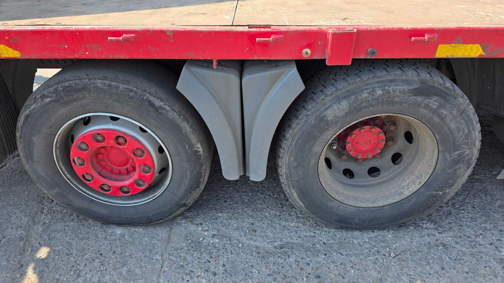 Camion cu macara MAN TGA26.313