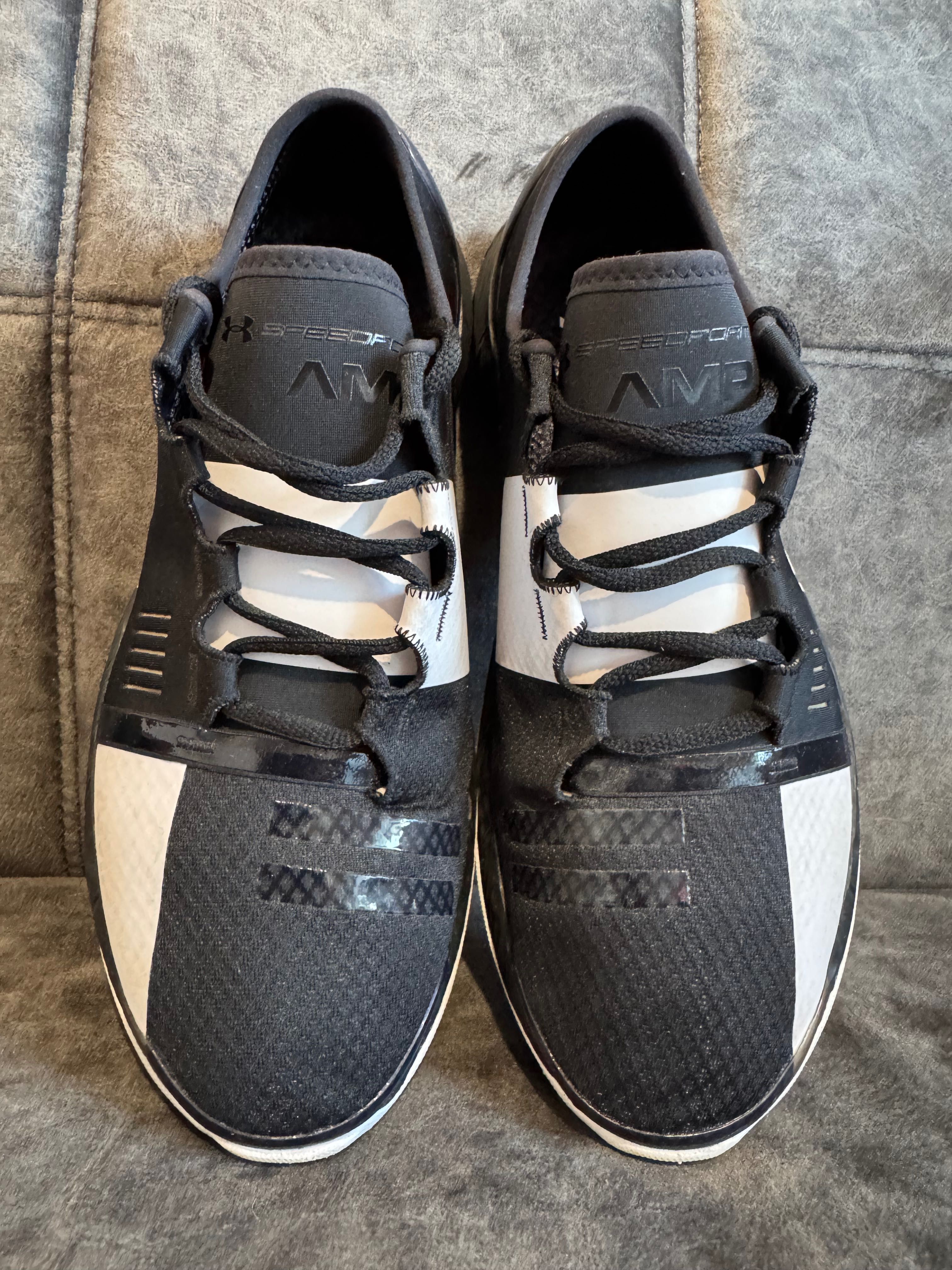 Under Armour SPEEDFORM Amp.