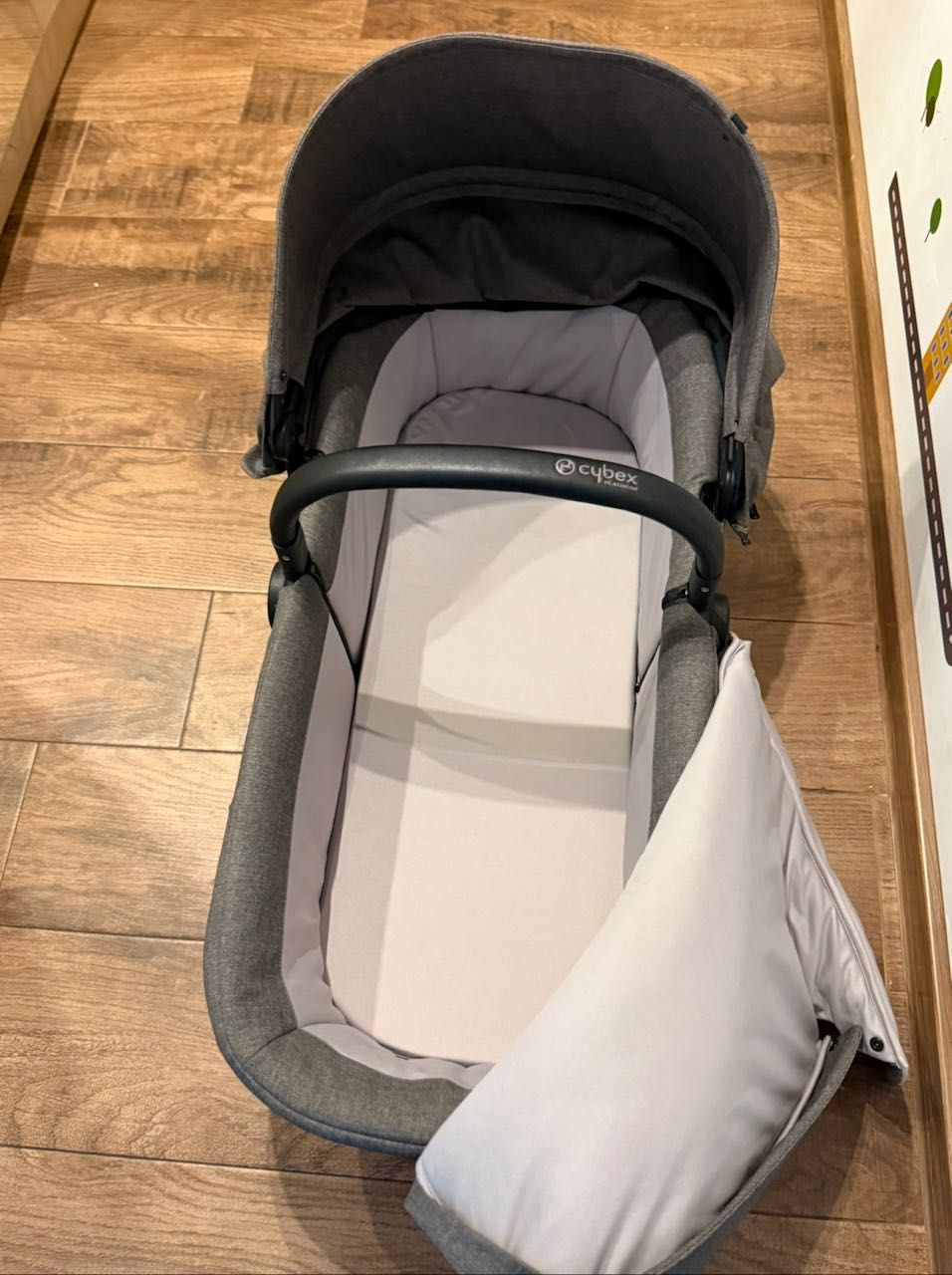 Кош за новородено Cybex Platinum