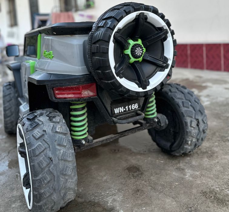 Машина на пульте управления