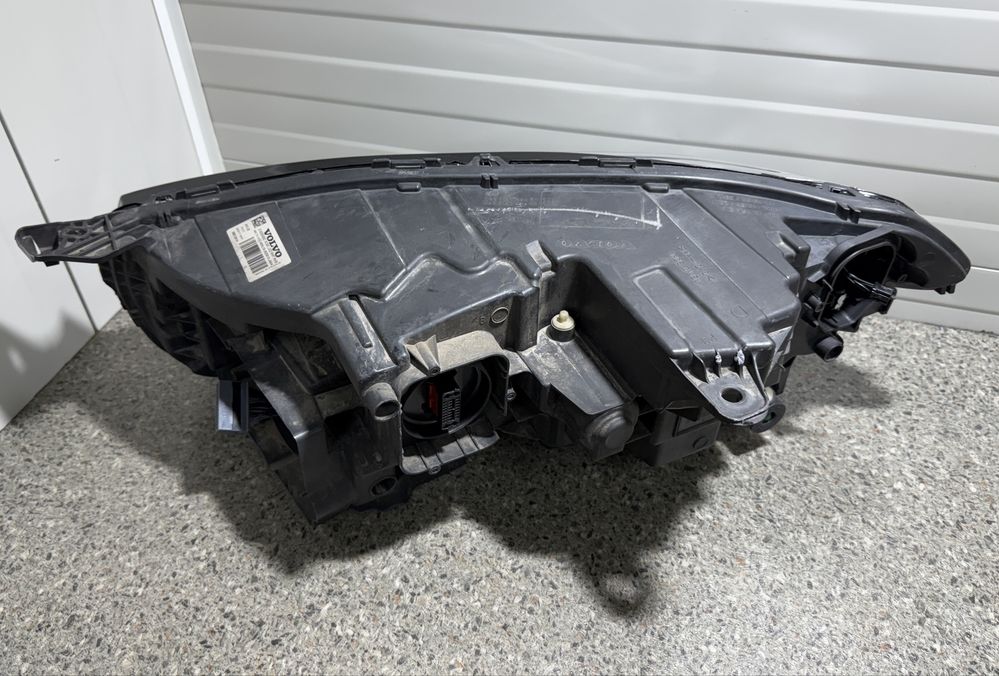 Far dreapta FULL LED VOLVO XC90