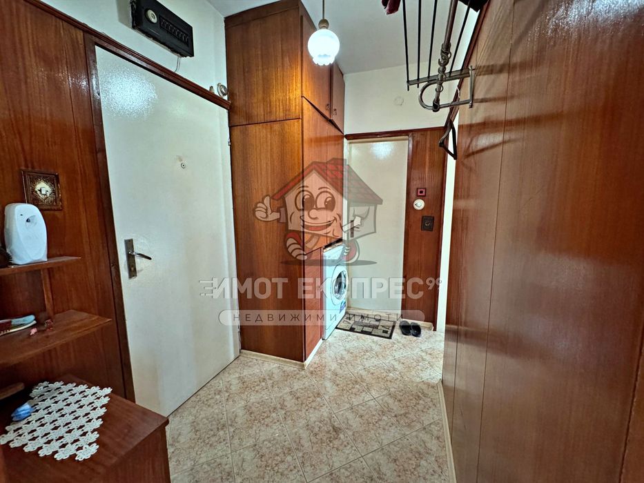 Двустаен апартамент, с изба, кв.Зъбчето