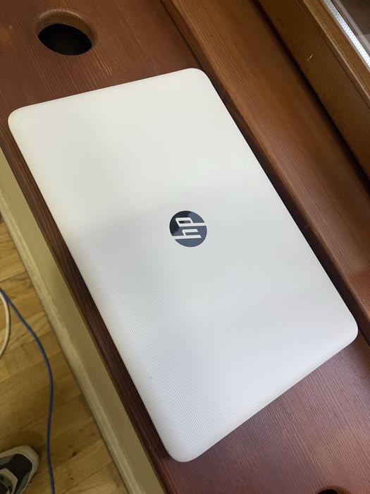 Laptop HP i7 generatia a 6 a 12GB RAM SSD placa video dedicata