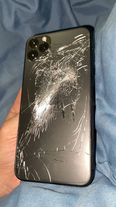 Iphone 11 pro max , 64 GB , 78% sanatate baterie