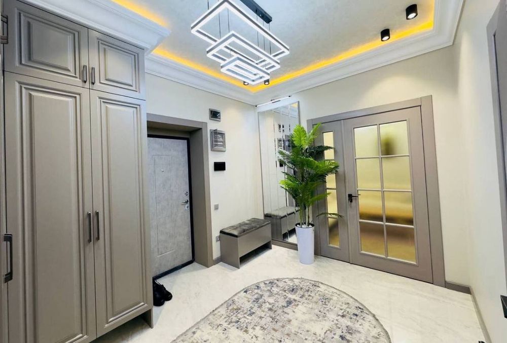 Продается 3х комнатная квартира, ул Махтумкули,New Life ЖК