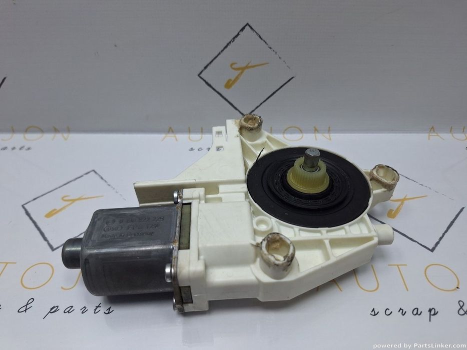 Motoras macara geam stanga fata VOLKSWAGEN GOLF V (1K1) [ 2003 - 2009 ] TDI (BKC, BLS, BXE) 77KW|105HP OEM 1K4837401AA