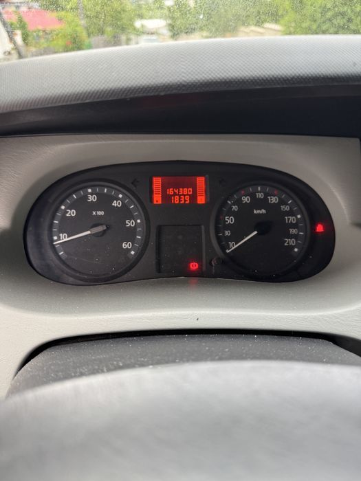 RENAUL TRAFIC 2.0 diesel