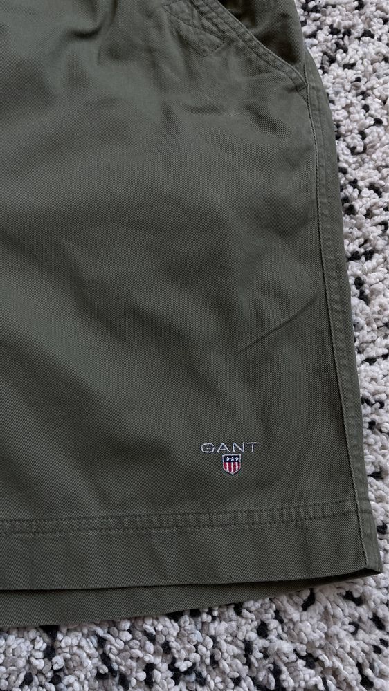 Къси панталони GANT размер М