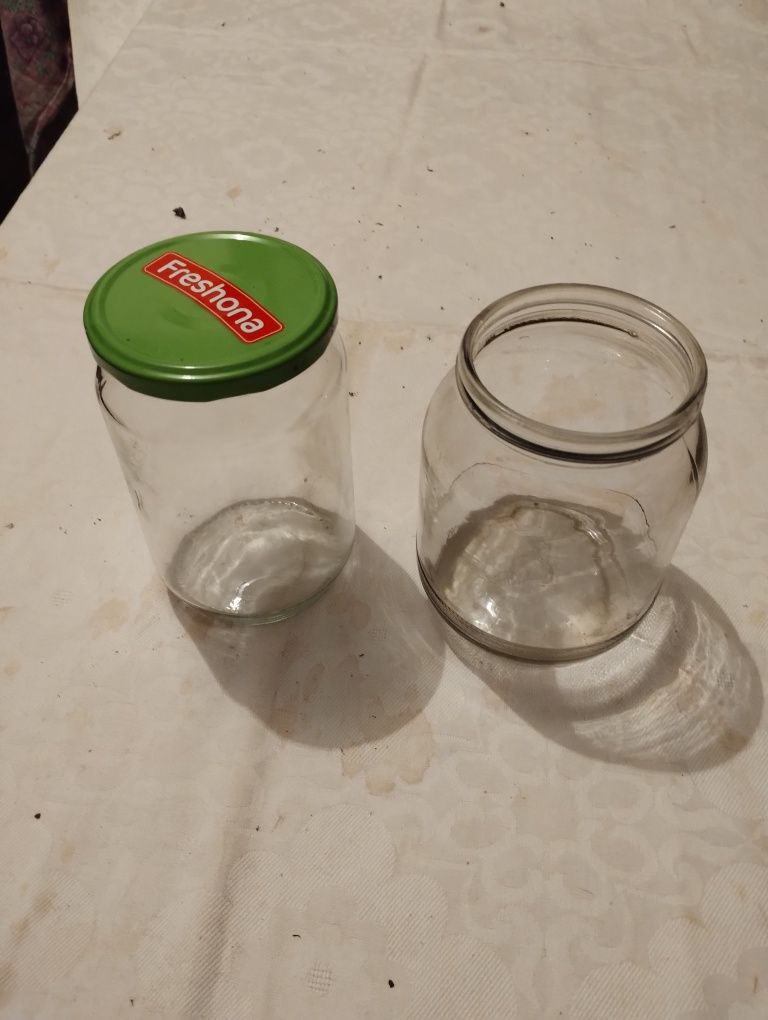 Продавам буркани