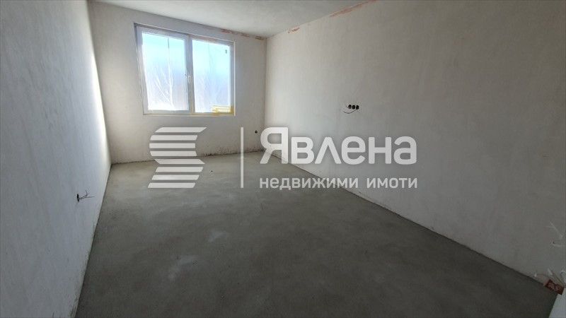 Продава се Тристаен апартамент в Варна, Център - 88 кв.м за 4091 €/кв.м - Снимка #1