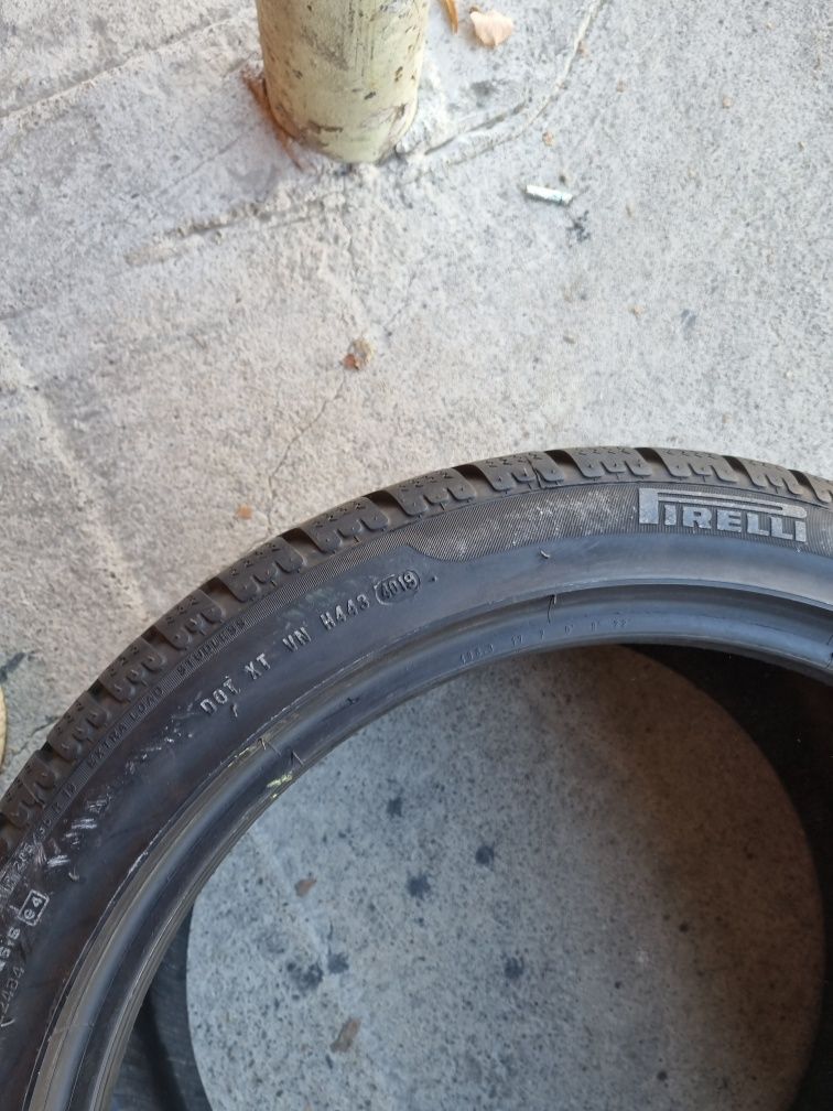 2 anvelope iarna ca si noi PIRELLI 285/35/19 dot 2019 pret per bucata