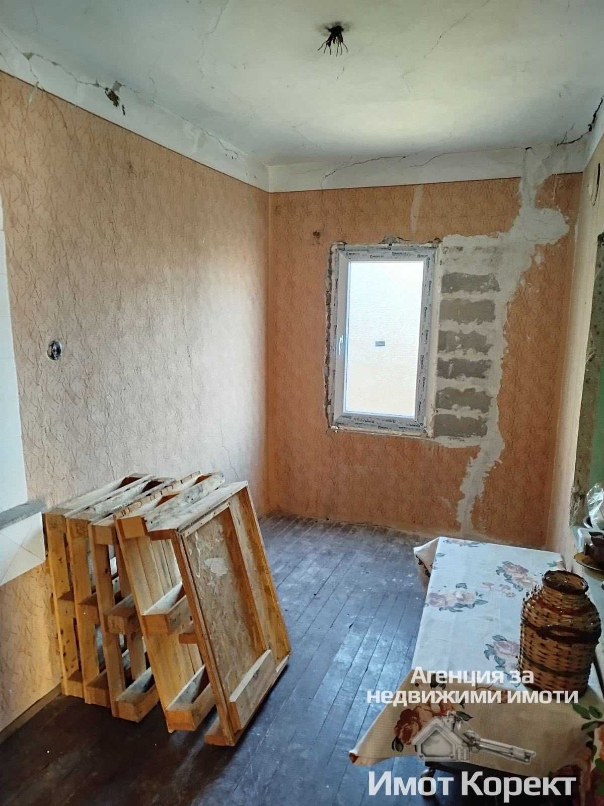 Имот Корект продава Къща,с.Леново, обл. Пловдив