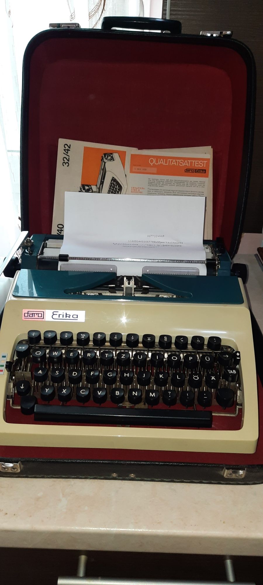 Mașină de scris Erika Daro impecabilă