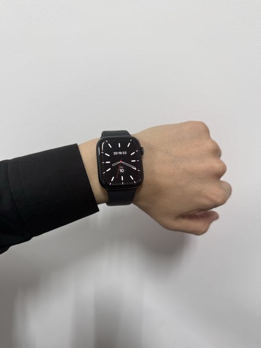 Продам Apple watch 9 series (GPS)