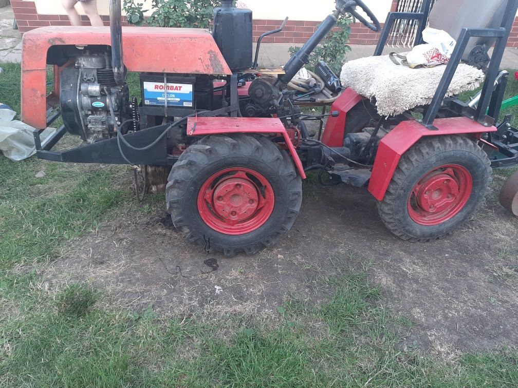 Tractoras 4x4 Belarus MTZ  132