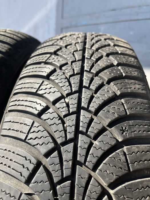 2 бр. зимни гуми 185/65/15 GoodYear DOT 2922 6 mm