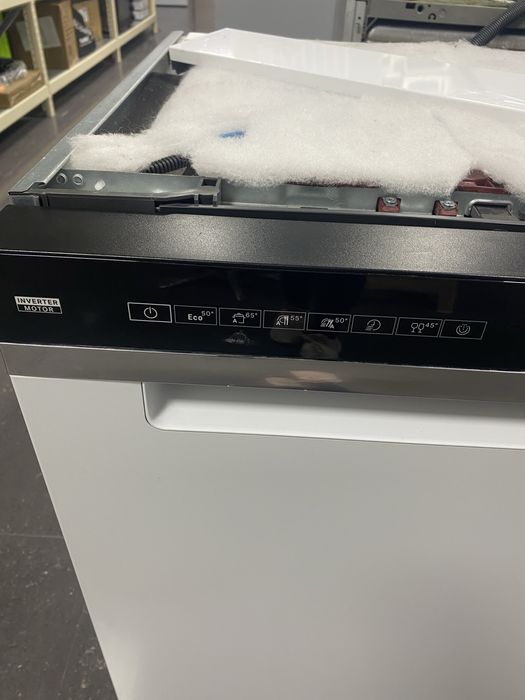 Съдомиялна Bauknecht 60 см.