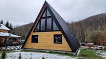 Vand cabane din lemn