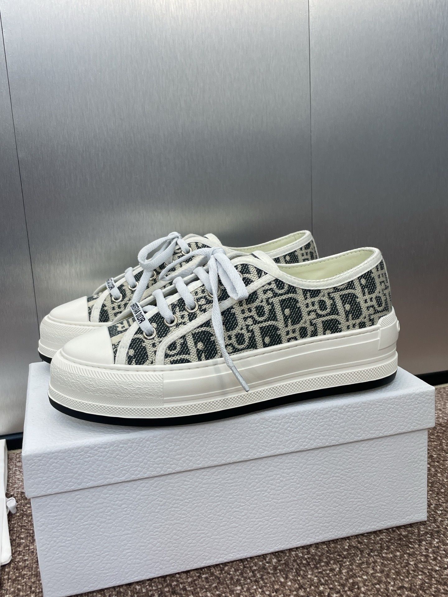 Adidasi Tenisis Christian Dior, tip Premium