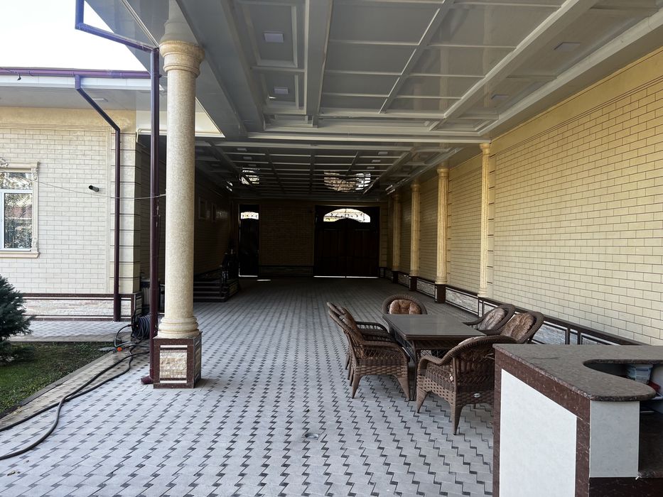 Продается дом махалля Амир Темур.