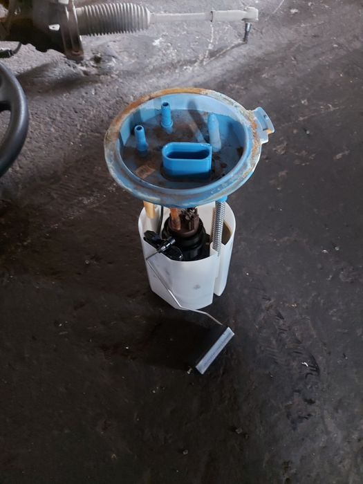 Pompa benzina rezervor VW Golf5 6 1.4tsi 122cp