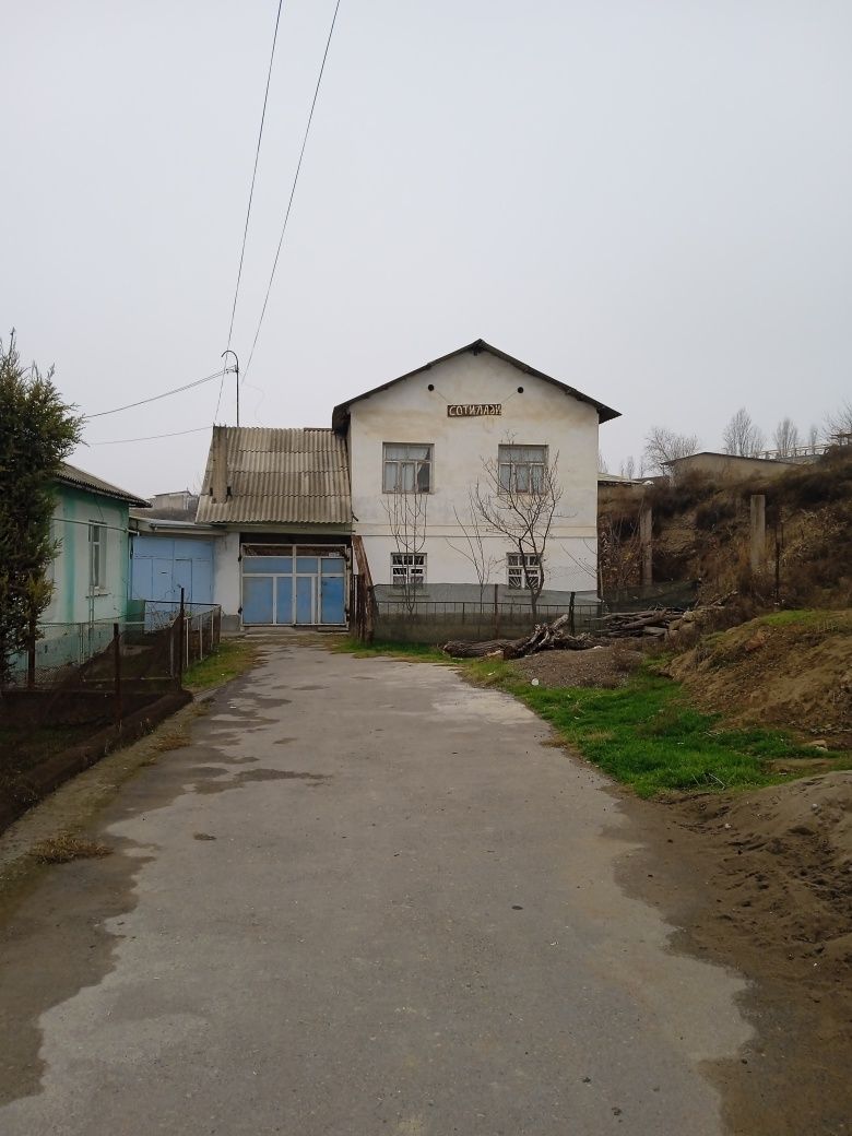 Продается двухэтажный дом