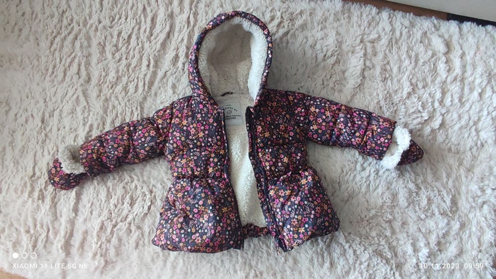 Детско яке с ръкавички