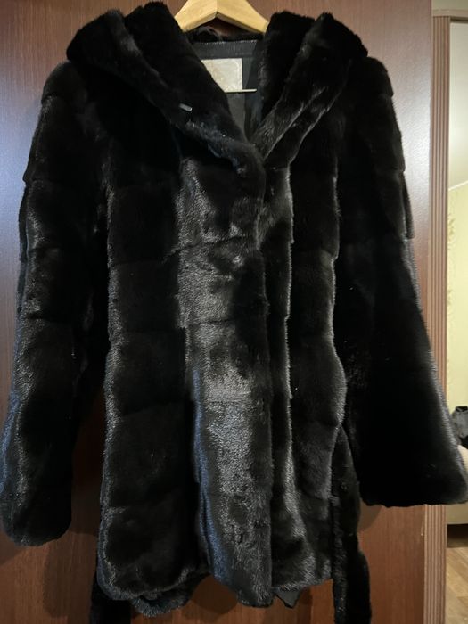 Продам норковую шубу