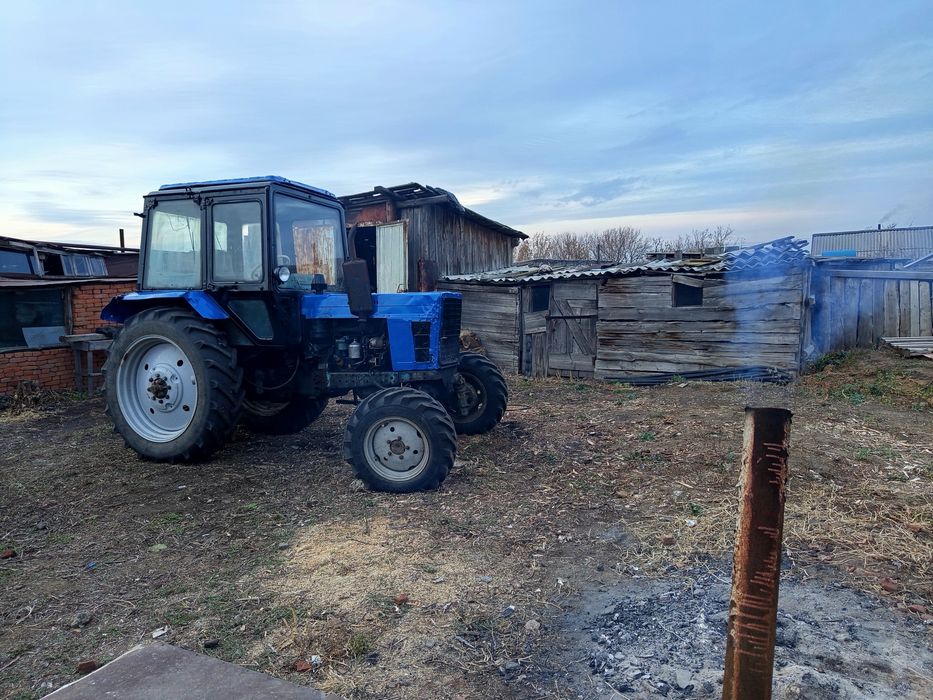 Трактор МТЗ 82 на ходу